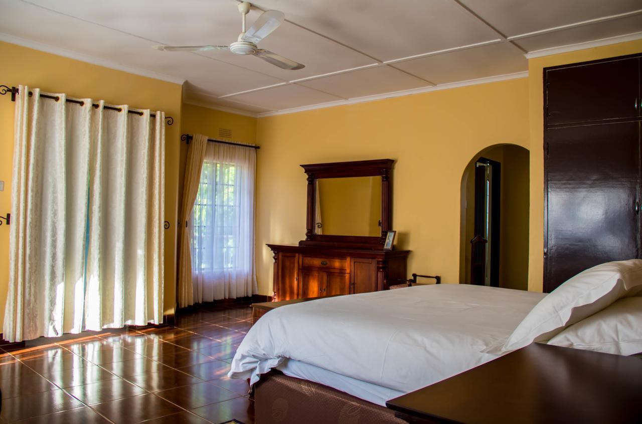 The White House Of Victoria Falls Esterno foto